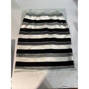 Roz & Ali Women's Black White‎ Striped Elastic Waist Stretch Knit Skirt Size M